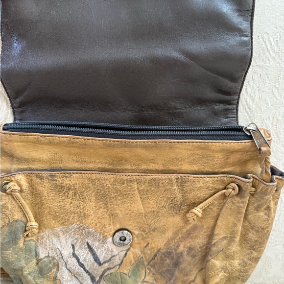 Vintage Tiger Print Leather Bag - Picture 4 of 16